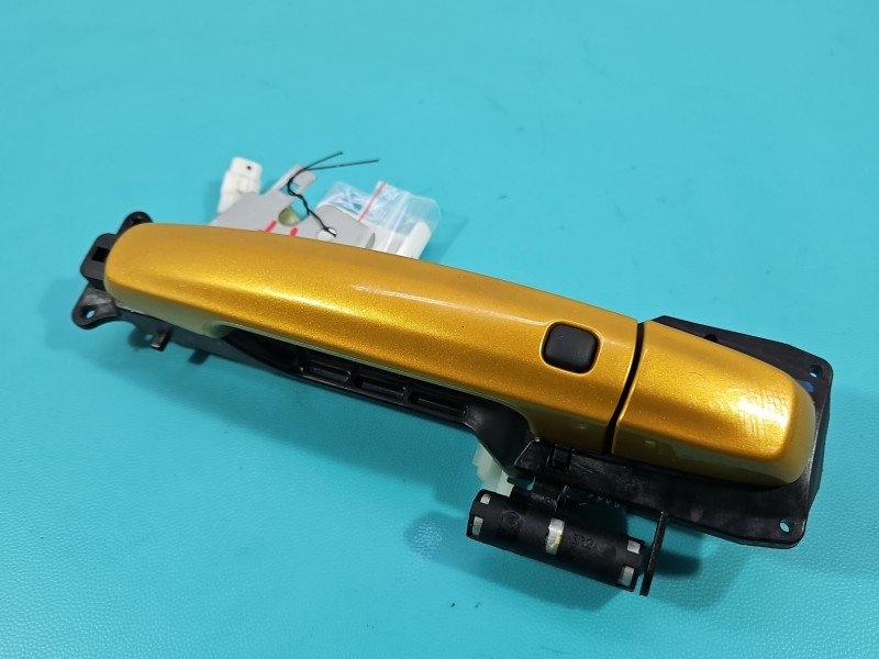 Klamka przód prawa zewnętrzna Suzuki Vitara II 2015-