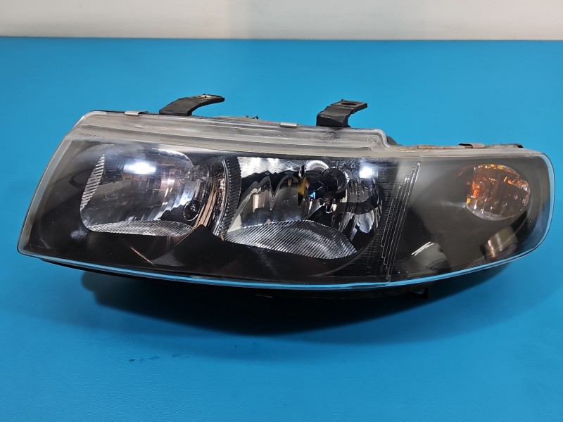 Reflektor lewy lampa przód Seat Leon I Toledo II EUROPA