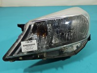 Reflektor lewy lampa przód Toyota Yaris III EUROPA