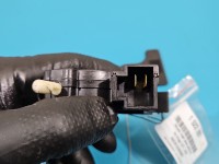 Siłownik klapki wlewu paliwa Kia Stinger