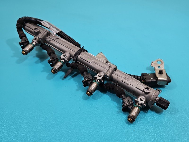 Wtryskiwacz Fiat Stilo 1.6 16v