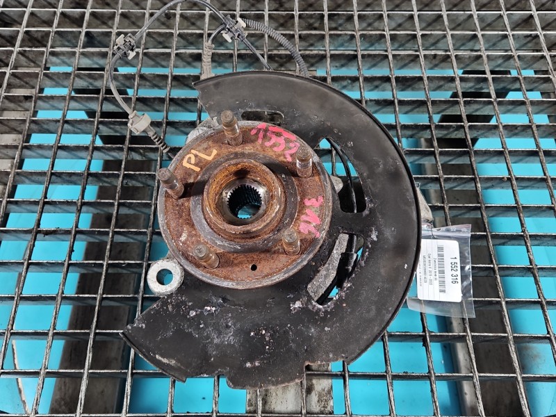 Zwrotnica lewa piasta przód 1.5 cdti (LXD) Opel Astra V K