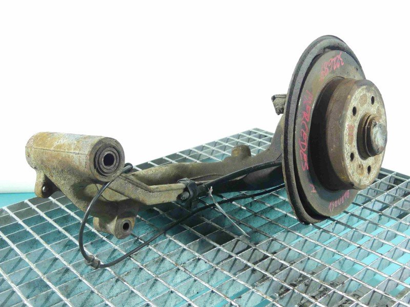 Piasta koła tył lewa zwrotnica łożysko Mercedes W168 1.9 wiel Piasta koła tył lewa zwrotnica łożysko Mercedes W168 1.9 wiel