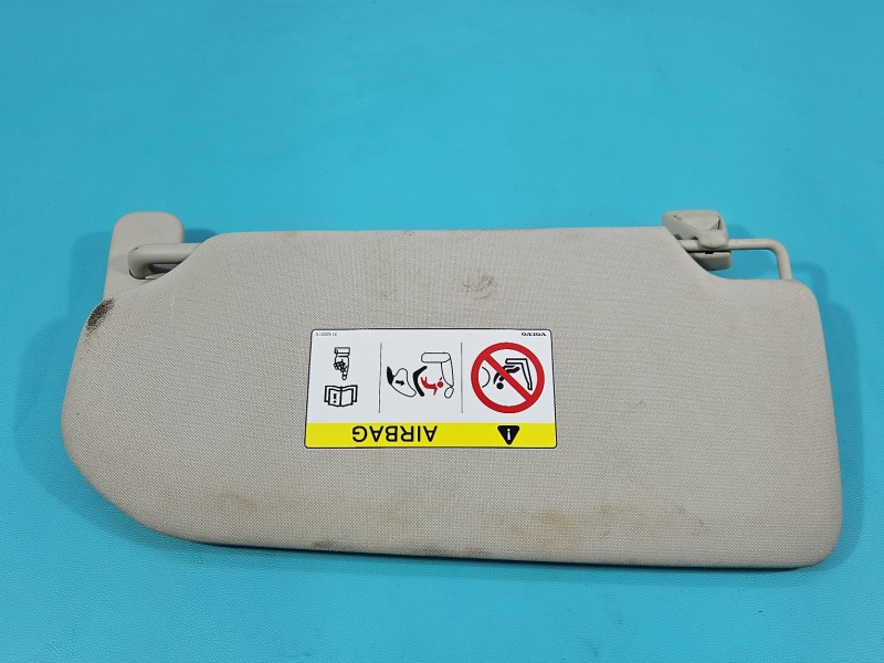 Przesłonka prawa Volvo S90 II 16- DASZEK osłona przeciwsłoneczna