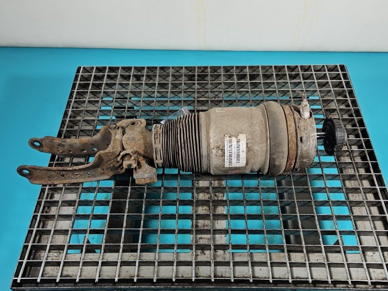 Amortyzator przód lewy przedni Vw Touareg I 7L