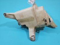 Zbiornik Zbiorniczek płynu spryskiwacza Toyota Rav4 III 05-