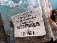 Zacisk przód prawy Nissan Qashqai I J10 06-13 1.6 16V HR16DE