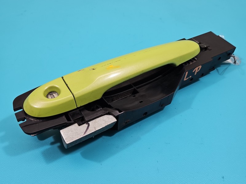 Klamka przód lewa zewnętrzna Nissan Micra K13