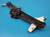 Podnośnik tył lewy Peugeot 3008 II 9829482580 HB