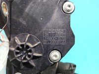 Pedał gazu potencjometr Toyota Land Cruiser J200 07- 78110-60020, 198800-7570 4.5 V8 D4D