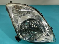 Reflektor prawy lampa przód Suzuki Swift Mk6 EUROPA