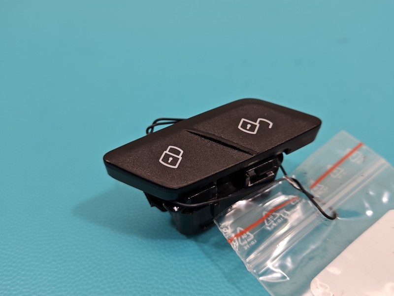 Przełącznik Producent części: BMW, BLOKADA DRZWI 3 PIN BMW iX3 G08 9386780, 9386780-04