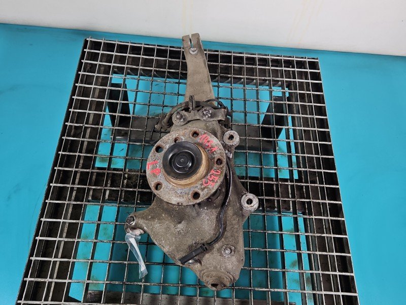Zwrotnica lewa piasta przód 2.0d (N47D20D) Bmw f10 f11 Zwrotnica lewa piasta przód 2.0d (N47D20D) Bmw f10 f11
