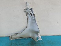 Błotnik przód prawy Toyota Corolla E21 19- biały 040