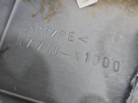 Tapicerka drzwi przód lewa boczek Toyota Land Cruiser 120 J120 67796-X1DD0