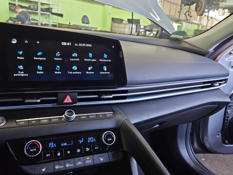 Kratka nawiewu środkowa Hyundai Elantra VII 20- UI8B074811 EUROPA