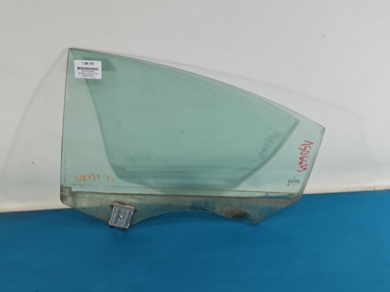 Szyba drzwi tył lewa Mercedes CLS II C218 W218 218 sedan