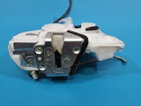 Zamek przód prawy Suzuki Swift Mk7 EUROPA 7pin 82201-68LA1