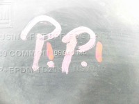 Zaślepka kratka zderzaka prawa atrapa Chevrolet Captiva 96945185