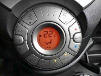 Konsola panel nawiewu Nissan Micra K13 27510 1HH0C