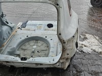 Błotnik tył prawy Renault Kadjar biały DV369 ćwiartka