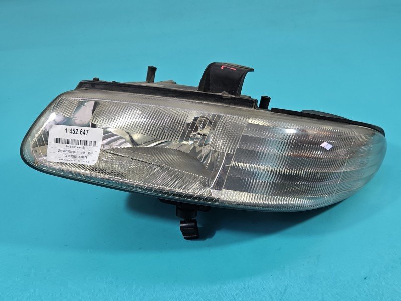 Reflektor lewy lampa przód Chrysler Voyager III EUROPA Reflektor lewy lampa przód Chrysler Voyager III EUROPA