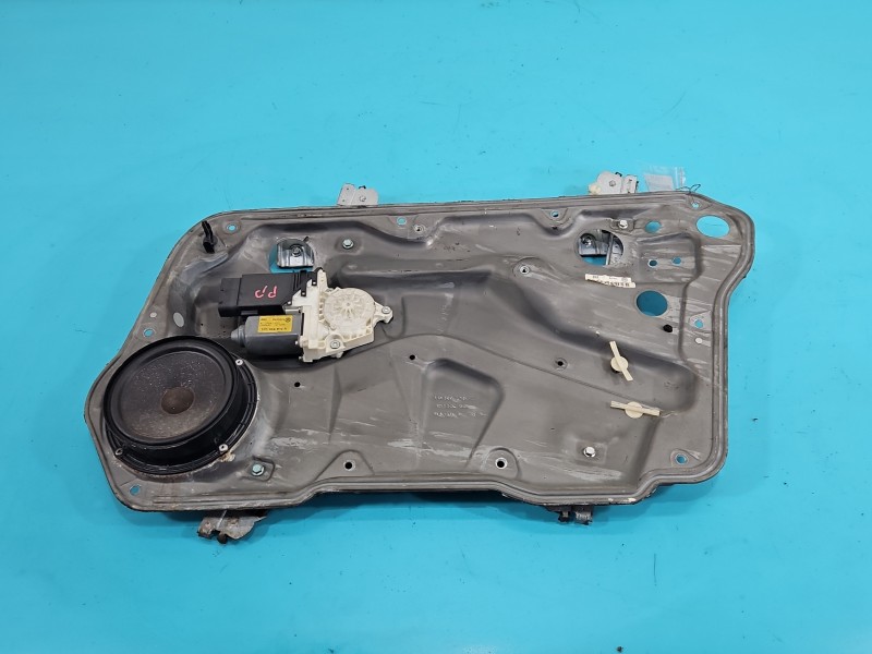 Podnośnik przód prawy Vw Bora Volkswagen, 29pin 1C1959802A 4d sedan