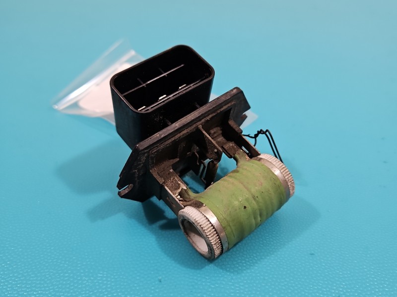 Opornik rezystor i20 III 2020-