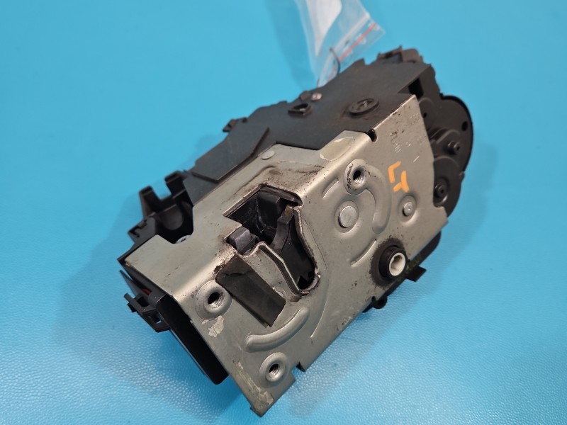 Zamek tył lewy 51780207 Fiat Croma II Producent części: FIAT, 6PIN