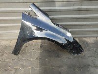 Błotnik przód prawy Toyota Avensis III T27 209