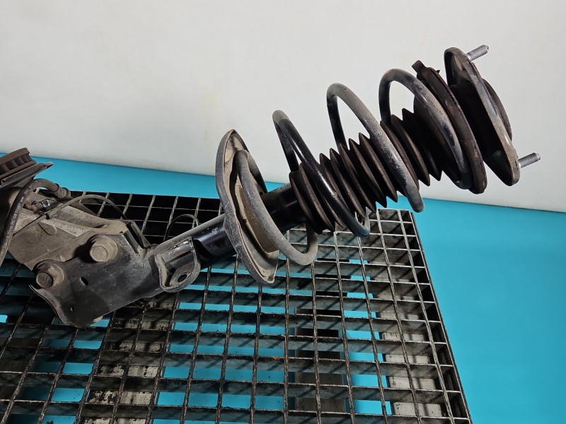 Amortyzator przód prawy przedni LEXUS CT 10-22