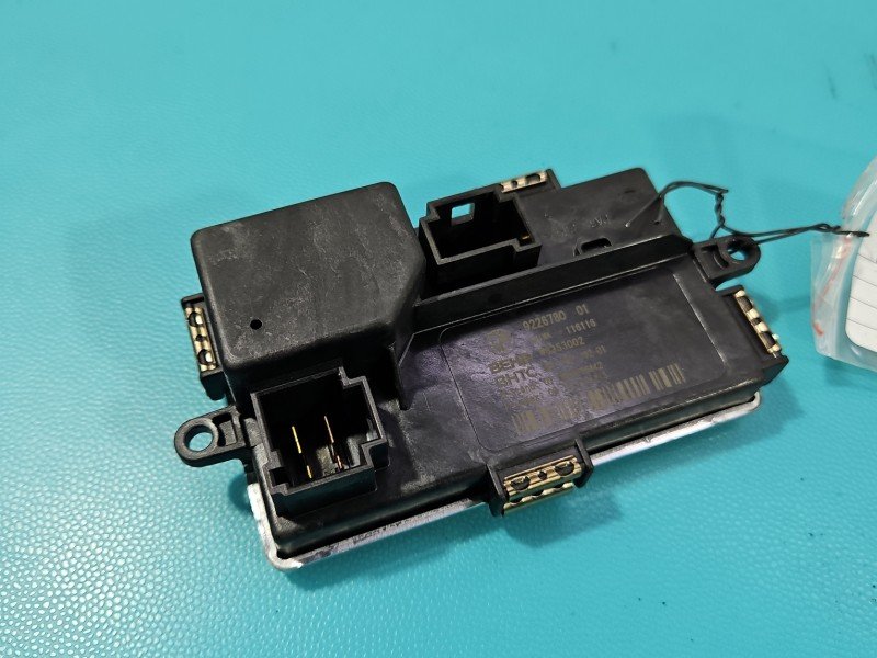 Opornik rezystor Bmw f10 f11 9226780