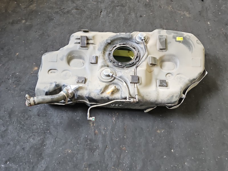 Zbiornik paliwa bak Hyundai Elantra VII 20- 1.6 16V 31161AA000