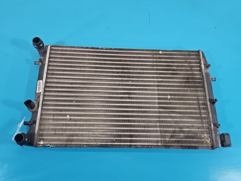 Chłodnica wody Seat Ibiza III 6L 1.4 TDI