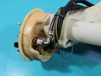 pompka Pompa paliwa Audi A8 D2 4.2 V8 4D0201177 Producent części: Audi, 4 PIN