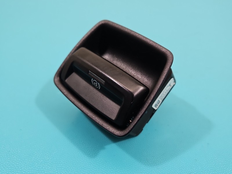 Przełącznik hamulca ręcznego Porsche Panamera I 970 97061325102