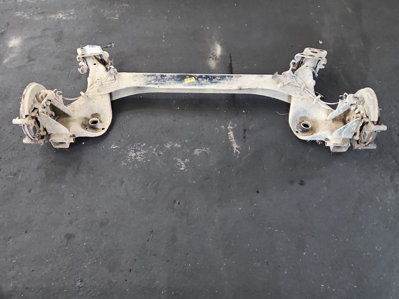 Tylna belka oś tył Fiat Stilo 1.9 jtd