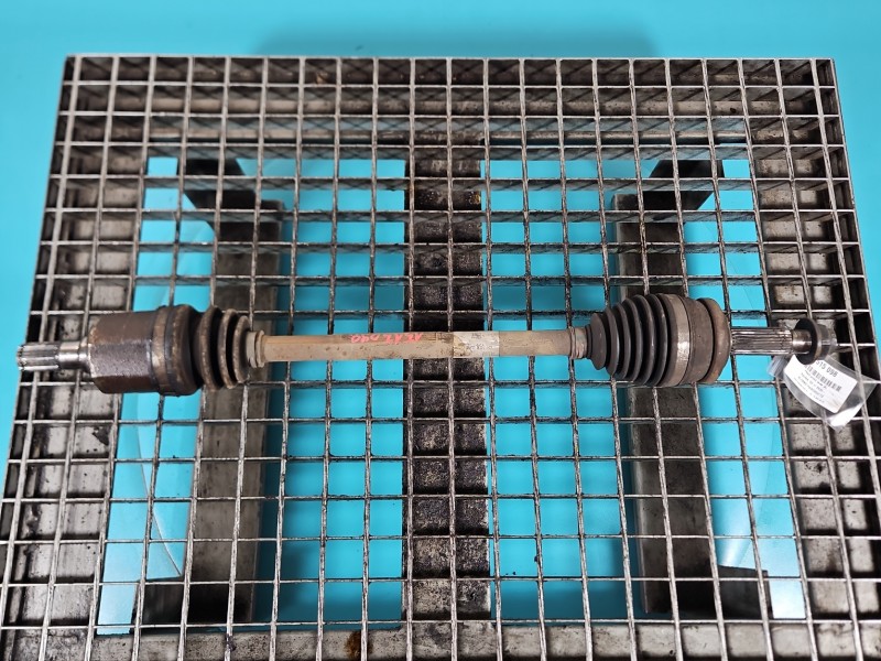 Półoś przód lewa i20 III 2020- 1.2 16V (G4LF) manual