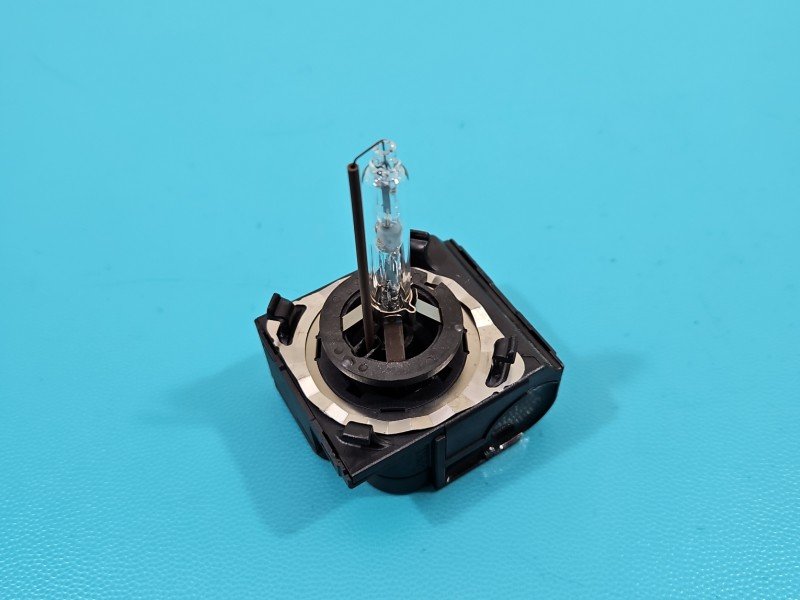 ŻARNIK STARTER ZAPŁONNIK CEWKA XENON 5DD008319-10Opel Signum