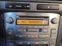 Radio fabryczne Toyota Avensis II T25 86120-05081 radioodtwarzacz