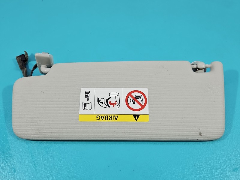 Przesłonka prawa Vw Golf Sportsvan DASZEK osłona przeciwsłoneczna 5G0857624B