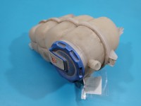 Zbiorniczek Zbiornik wyrównawczy Audi A4 B9 2.0 TFSI