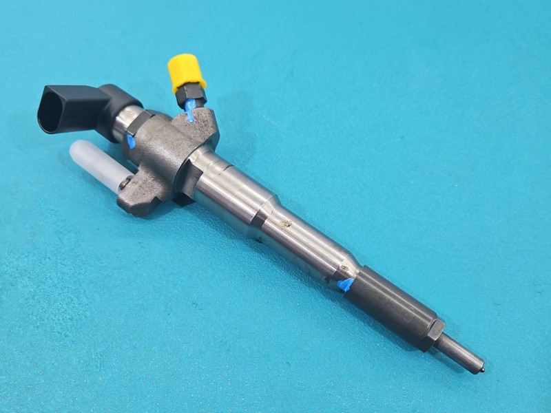 Wtryskiwacz Renault Master III 10-24 166000372R 2.3 DCI