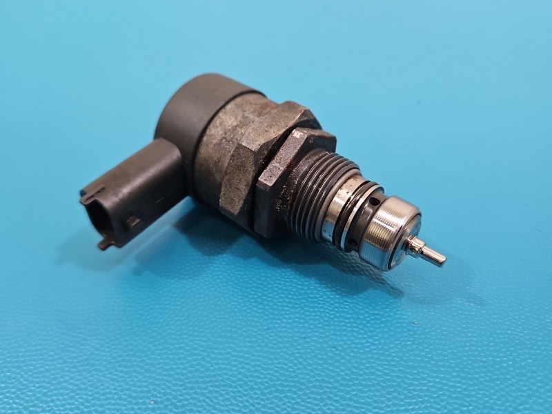 Czujnik ciśnienia paliwa Kia Sportage III 10-15 0 281 006 037, 0281006037 regulator