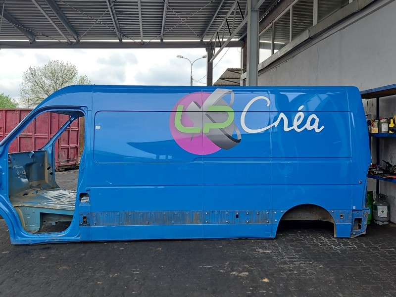 Błotnik tył lewy ćwiartka Renault Master III 10-24 niebieski O423 HB