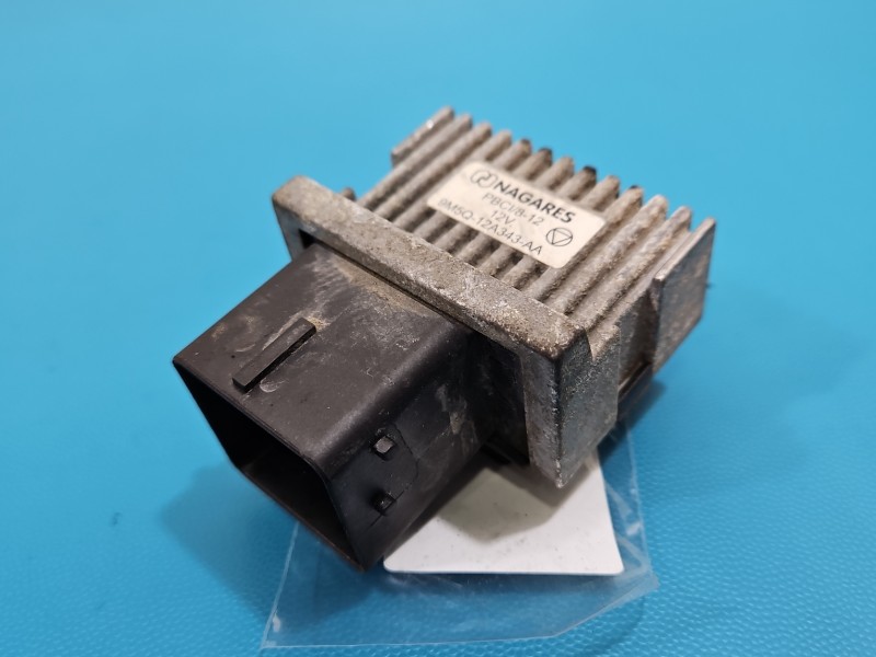 Przekaźnik świec żarowych Ford Kuga Mk1 I 08-13 2.0 tdci
