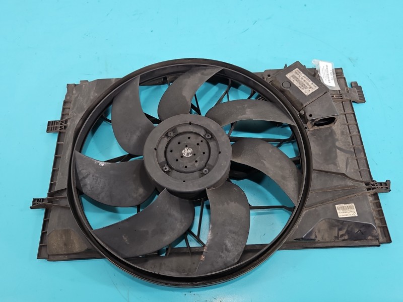 Wentylatory Wentylator chłodnicy Mercedes W203 A2035000193KZ 2.2 CDI