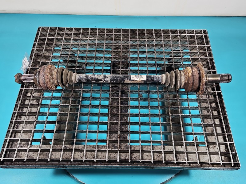 Półoś tył lewa BMW F01 3.0d automat