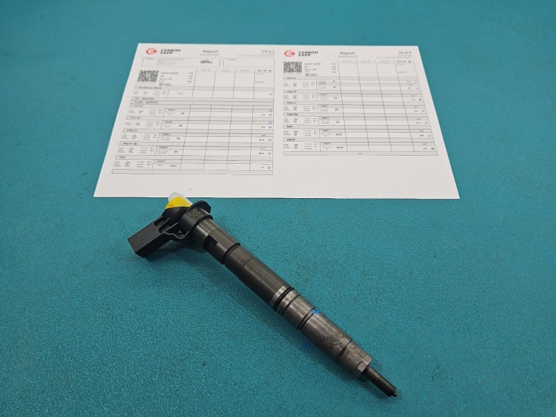 Wtryskiwacz AUDI A4 B8 0445116030, 03L130277 2.0 tdi