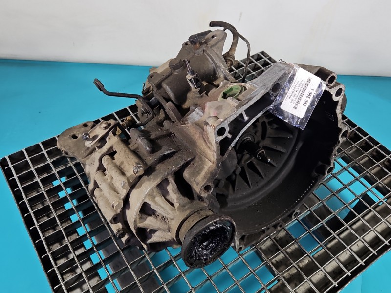 Skrzynia biegów Vw Caddy II 1.9 sdi